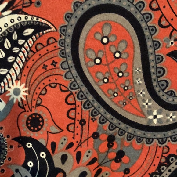 LulaRoe XS JULIA - Picture 3 of 3